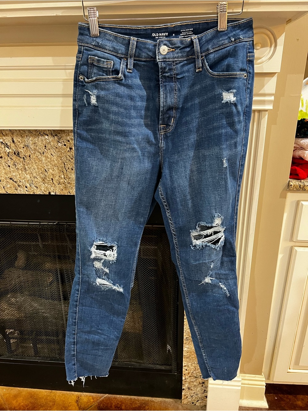 Old Navy Women's Extra High Rise Rockstar Medium Blue Ripped Super Skinny Jeans